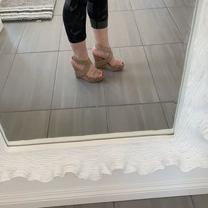 Charles by Charles David wedge heels size 6.5